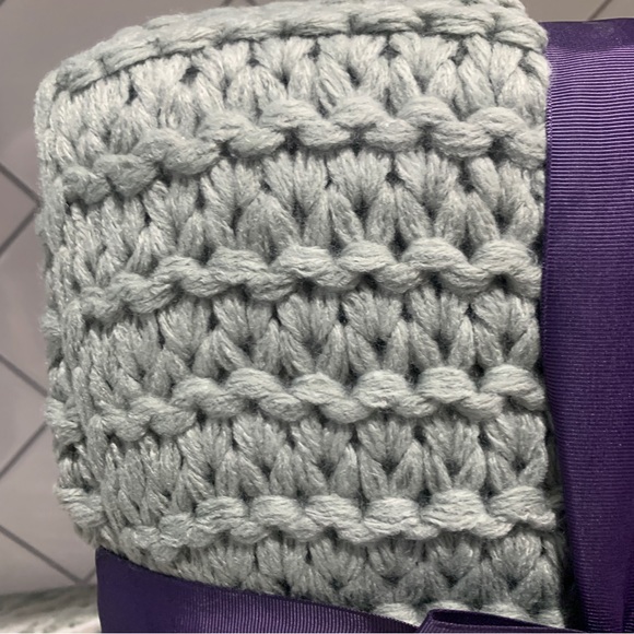🌟NWT🌟 Oscar Oliver Luca throw 50”x60”, Grey - Picture 6 of 8